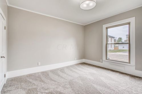 55 Broadway St, Pataskala OH  43062-8800 exterior