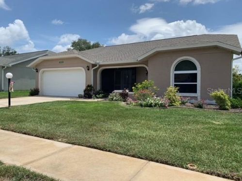 10514 Quimby Dr, Port Richey, FL 34668-3000
