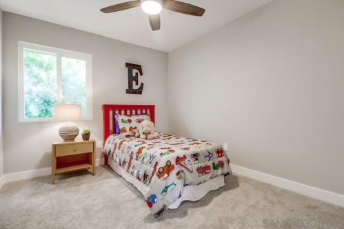 4168 Genesee Ave, San Diego CA  92111-2716 exterior