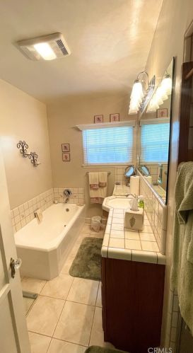 9011 Hermosa Dr, Temple City CA  91780-1836 exterior
