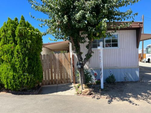 4024 Mchenry Ave, Modesto CA  95356-1512 exterior