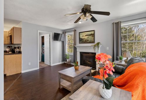 12 Byrne Rd, Northwood NH  03261-3239 exterior