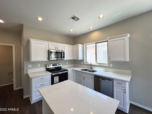 11564 Hill Dr, Avondale, AZ 85323-9106