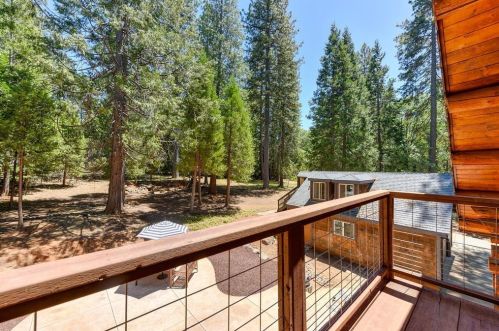 5739 Maywood Dr, Michigan Bluff CA  95631-9680 exterior