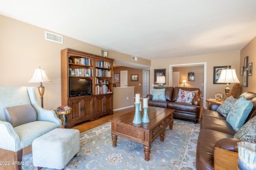 15213 Cameo Dr, Sun City AZ  85351-2001 exterior