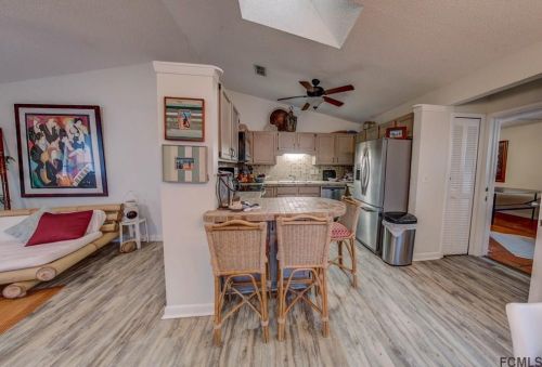1222 Central Ave, Flagler Beach, FL 32136-3112
