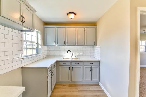 308 Kansas St, Morgans Point TX 77571-5432 exterior