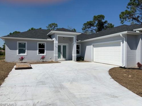 162 Columbus Blvd, Lehigh Acres, FL 33974-5779