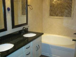 2356 Devon Ct, Gilbert AZ  85296-3928 exterior