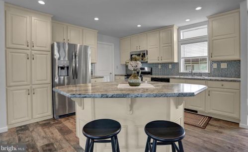 5 Laurie Dr, Lees Cross Roads PA  17257-8150 exterior