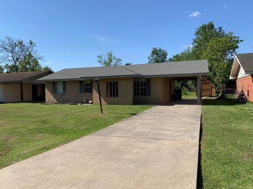 280 Beach St, Lakeview TX  77662 exterior