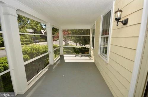 2929 Rittenhouse St, Washington, DC 20015-1523
