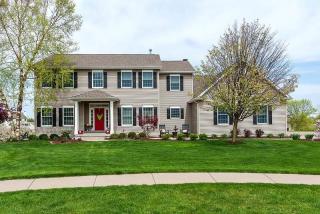 5241 Berkshire Ct, Panarama Park, IA 52722-5481