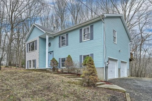 266 White Bridge Rd, Middletown, NY 10940-7322