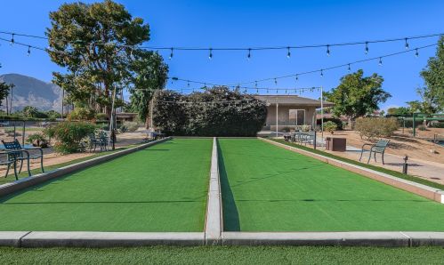 6 Cornell Dr, Rancho Mirage CA  92270-3630 exterior