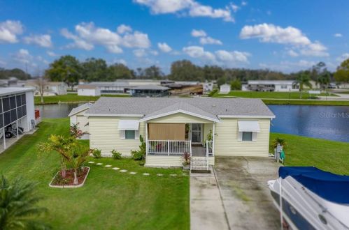 4990 Mount Olive Shores Dr, Polk City, FL 33868-9307