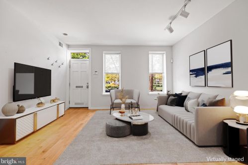 2417 Grays Ferry Ave, Philadelphia PA  19146-2450 exterior