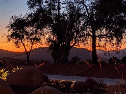 1707 Panettah Dr, Alpine CA  91901-2934 exterior