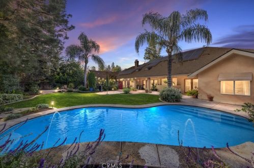 2408 Nantes Way, Bakersfield, CA 93311-1555