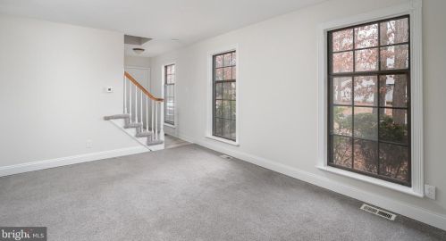 5 Hoot Owl Dr, Erial NJ  08081-9325 exterior