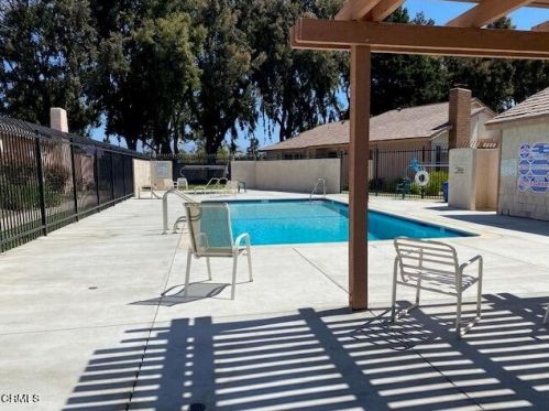 760 Nandina Pl, Oxnard CA  93036-1967 exterior