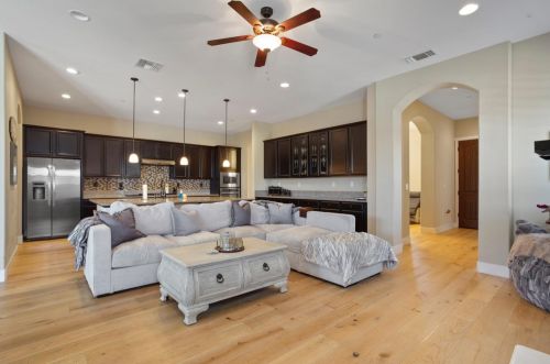 239 Clendenin Pkwy, Ripon CA  95366-9497 exterior