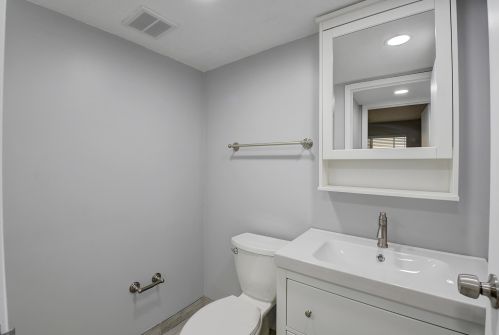 260 Saxony F, Delray Beach FL  33446-1838 exterior