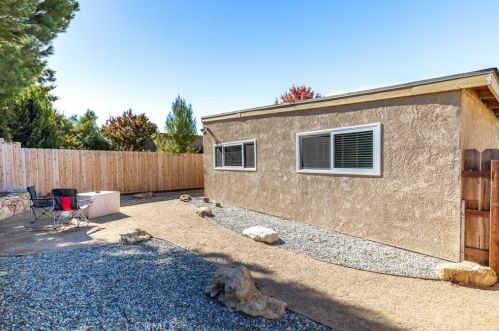 1830 Lark Ellen Dr, Lake Nacimiento CA  93446-3649 exterior