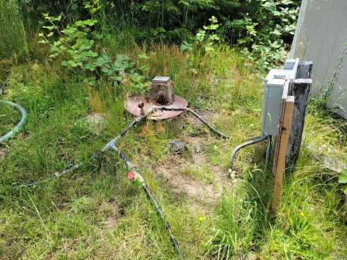 21801 Eastside Rd, Willits CA  95490-5700 exterior