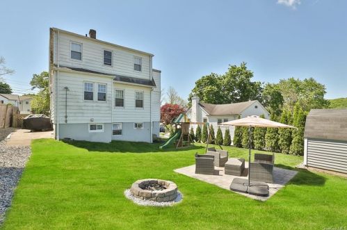 179 Astor Ave, Hawthorne NY  10532-1852 exterior