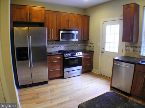 1724 Manton St, Philadelphia PA  19146-3018 exterior