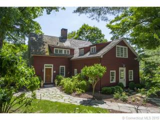 2 Durgy Ln, Sherman, CT 06784-2412