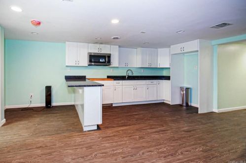 80 Donnybrook Rd, Scarsdale NY  10583-6704 exterior