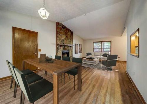 522 Sheppard Rd, Stone Mountain, GA 30083-3637