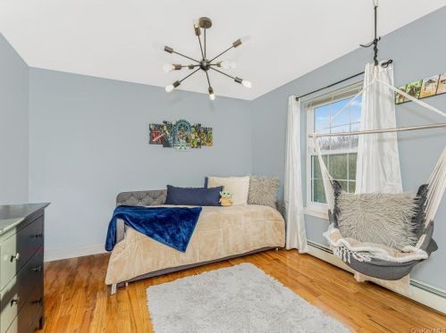 595 Mt Hope Rd, Middletown NY  10940-7130 exterior