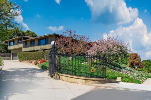 3635 Curtis St, San Diego, CA 92106-1201