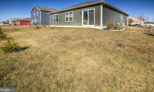 20602 Smithfield Cir, Slaughter Beach DE  19963 exterior