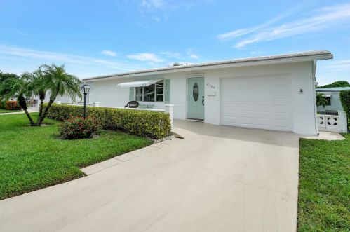 2104 15th St, Boynton Beach, FL 33426-7105