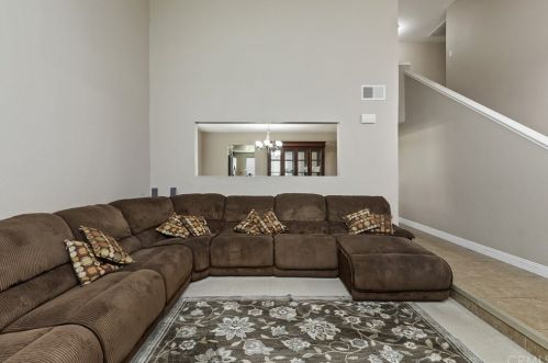 16060 Lenel Ct, Riverside CA  92504-5817 exterior