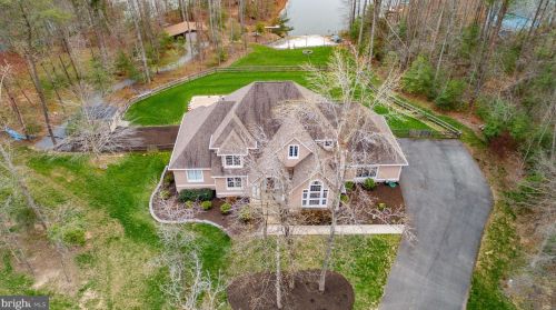 7905 Waterford Dr, Spotsylvania VA  22551-2204 exterior