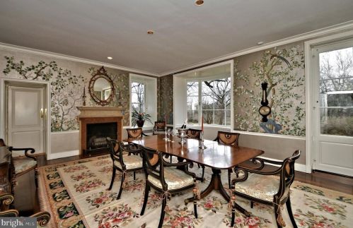 890 Lantern Ln, Blue Bell, PA 19422-1614