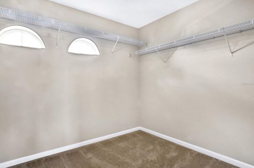 1753 Berkshire Cir, Vero Beach FL 32968-6720 exterior