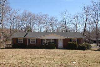 219 Lakeshore Dr, Mc Minnville, TN 37110-2311