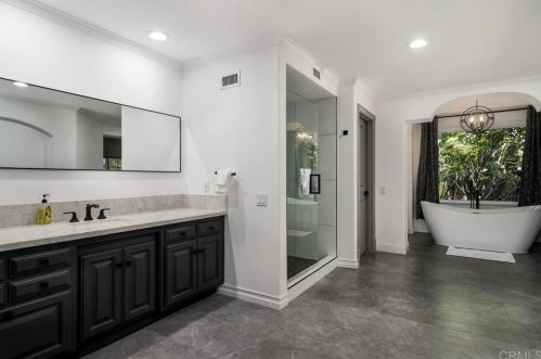 9750 Lake Helix Ter, La Mesa CA  91941-4432 exterior