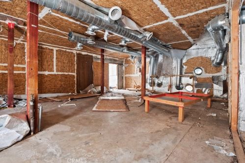 5041 Avenue, Lancaster CA  93536-2989 exterior