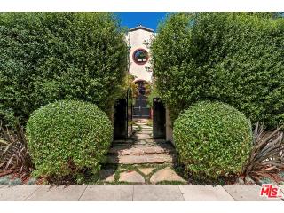 1112 Wellesley Ave, Los Angeles CA  90049-5497 exterior