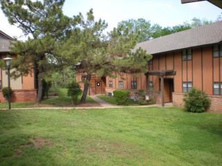 3000 9th St, Chickasha OK  73018-7284 exterior