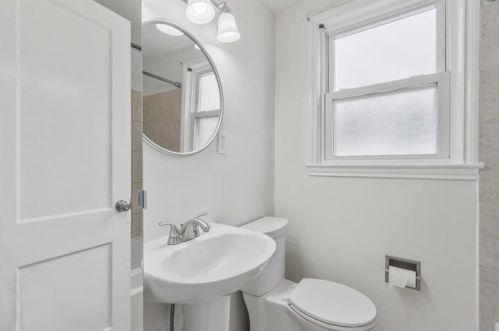 207 Maryland Dr, Glenshaw PA  15116-1723 exterior