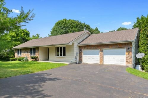 73 Clapboard Ridge Rd, Danbury, CT 06811-3631