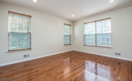 1 Crestview Dr, Hackettstown NJ  07840-5673 exterior